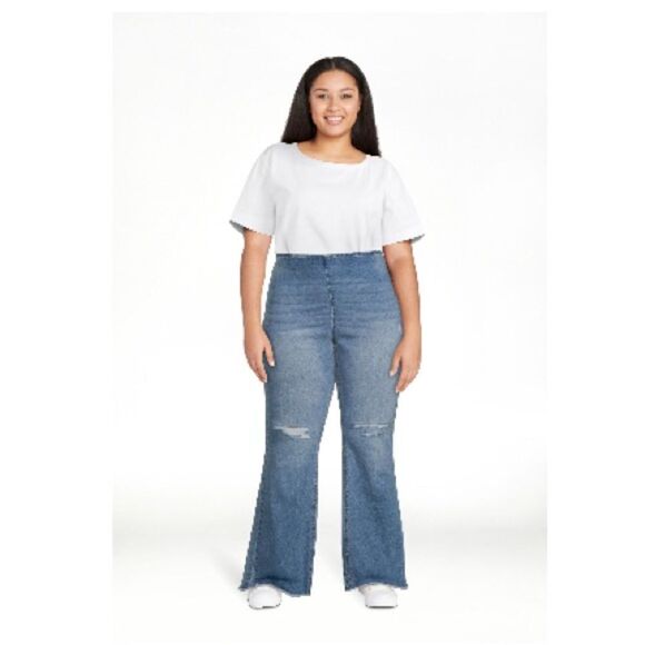Women’s Juniors Pull-On Flare Leg Denim Jeans With Destructed Size XL (15/17) - Picture 1 of 7